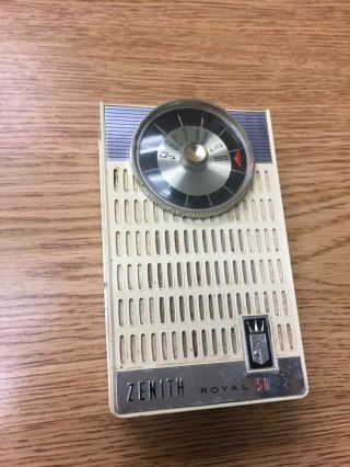 Vintage Zenith Royal 50 Pocket Am Transistor Radio - White W/case