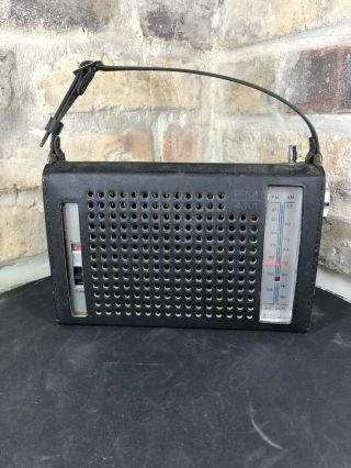Rare Vintage Toshiba Am Fm Transistor Radio Model 10m - 890f W/ Case Work Perfect