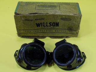 Vintage Willson Dc50 Flip - Front Chip - Weld Safety Goggle W/ Box