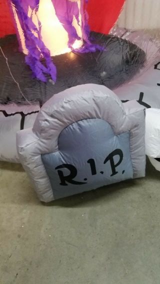 Gemmy Halloween Whirlwind RIP Skeleton Grim Reaper Bats Airblown Inflatable 5