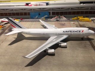 Rare Phoenix 1:400 Air France B747 - 400 F - Giti Worldwide Shipment