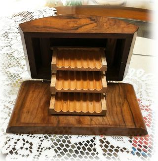 Unusual Vintage Wood Cigarette Case Holder Dispenser Carved Camel Folk Art Box