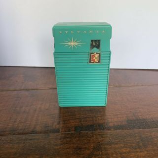 Vintage Sylvania 6p08 Pocket Size Transistor Radio With Case
