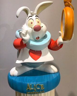 Disney Alice In Wonderland White Rabbit Big Fig Figure Le 150 Statue Kidney Prop
