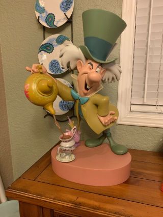 Disney Alice In Wonderland Mad Hatter Garden Lawn Statue 18” Big Fig Figurine