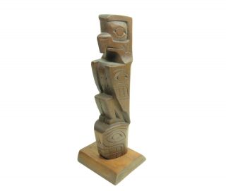 Native American Indian Totem Pole Carving 8.  5 " Circa.  1973