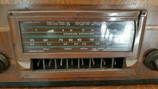 Vintage RCA Victor Tabletop Pushbutton Radio Model 96T3 For Restoration Parts 2
