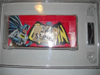 1966 Batman (2nd Series) Card Display Box Topps Graded Gai 8 Nm - Mt
