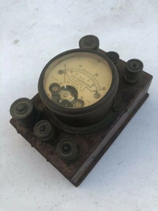 Antique Hoyt DC Volt Meter,  Ammeter Early Electrical Gauge Wood Base Rare 2