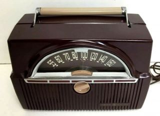 SCARCE 1951 VINTAGE BURGANDY MAROON GENERAL ELECTRIC GE TUBE RADIO MODEL 610 3