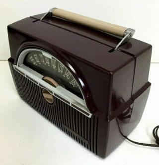 SCARCE 1951 VINTAGE BURGANDY MAROON GENERAL ELECTRIC GE TUBE RADIO MODEL 610 8