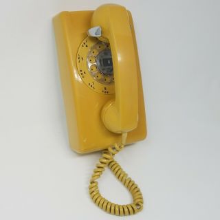 Vintage Stromberg Carlson Wall Mount Rotary Telephone Yellow 1978 2