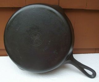 Vintage Griswold Number 8 Cast Iron Small Logo Skillet 704f Erie Pa Double Pour