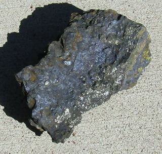 Very Large Mineral Specimen Of Uraninite - Coffinite - Corvusite From Utah