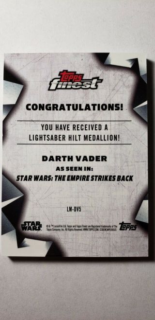 2018 Topps Star Wars Finest Darth Vader Lightsaber Hilt Medallion 07/50 GOLD 2