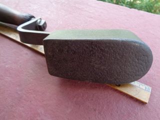 ODD Shape QKL Co NY Antique Cast Iron Sad Iron Polishing Iron with Wooden Handle 4