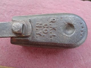 ODD Shape QKL Co NY Antique Cast Iron Sad Iron Polishing Iron with Wooden Handle 7