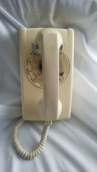 Vintage Beige Chrome Western Electric Bell System Rotary Dial Wall Telephone 554