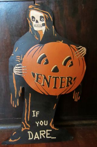 Spooky Halloween Skeleton Metal Display Sign