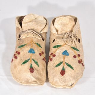 Antique Native American - Glass Beaded Moccasins - Sioux - Circa 1890 - 1910