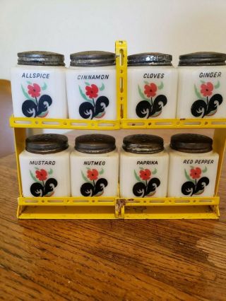 Vintage Tipp City Usa 9 Pc Spice Rack & Milk Glass Jars Black Red Flowers Nochip