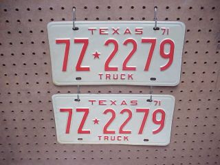 1971 Truck Texas License Plate - Plates Pair Or Set Old Stock Replacements