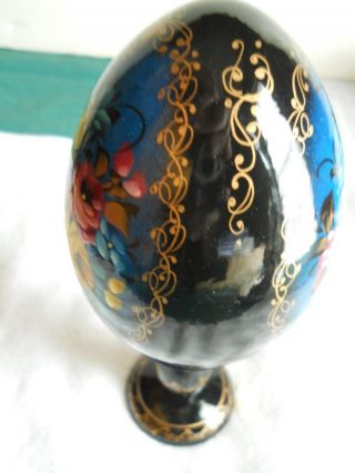 VINTAGE RUSSIAN HAND MADE /PAINTED FLORAL WOODEN EGG with STAND by G.  DeBrekht 3