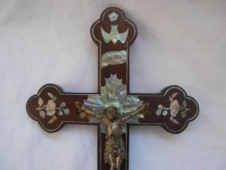 ANTIQUE ASIAN WOOD MOTHER OF PEARL MARQUETRY CRUCIFIX,  19th CENTURY. 3