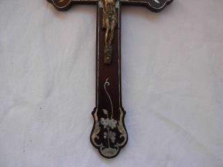 ANTIQUE ASIAN WOOD MOTHER OF PEARL MARQUETRY CRUCIFIX,  19th CENTURY. 4