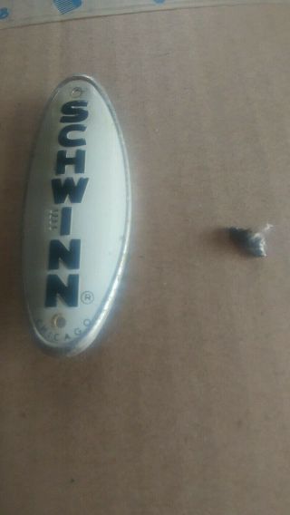 vintage schwinn head badge chicago W/ orig screws 2