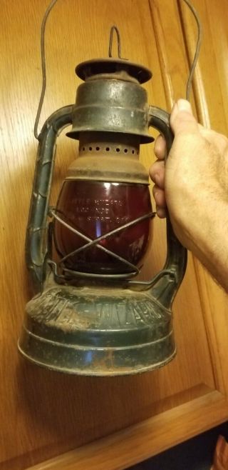 Dietz Ny Usa Little Wizard Kerosene Lantern Railroad Barn Find Vintage Red Globe