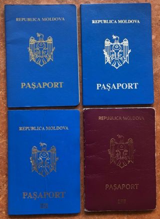 Moldova 4 Diferent Type International Passports Canceled\2