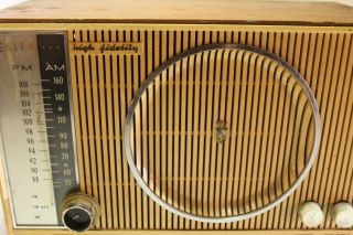 Vintage 1959 Zenith model S - 46352 table radio,  and 5
