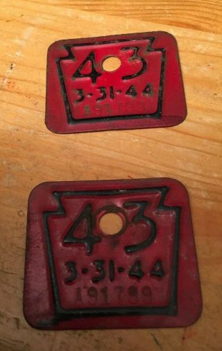 2 Rare Vtg Pennsylvania License Plates Tags 1943 Exp: 3 - 31 - 44 Wwii Red Keystone