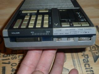 Vintage Sony ICF - 2002 Shortwave AM FM PLL Synthesized Portable Radio Receiver LW 7