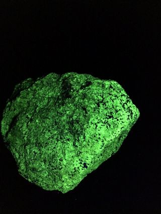 2 Giant Fluorescent Mineral Rocks Sterling Hill Mine NJ 15.  5 Lbs 1950s 3