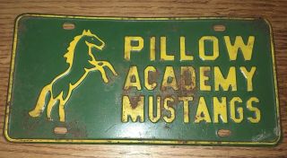 RARE PILLOW ACADEMY MUSTANGS GREENWOOD MISSISSIPPI LICENSE PLATE TAG BOOSTER MS 2