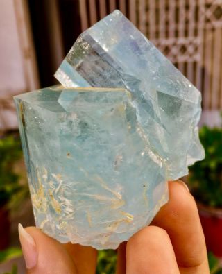 WoW 1136 C.  T Top Class Damage Terminated Blue Color Aquamarine Twin Crystal 4