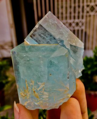 WoW 1136 C.  T Top Class Damage Terminated Blue Color Aquamarine Twin Crystal 5