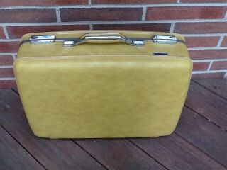 Vintage American Tourister Yellow Hard Shell Suitcase 21 " With Tag And Orig Box