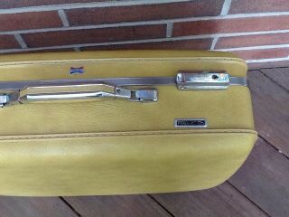Vintage American Tourister Yellow Hard Shell Suitcase 21 