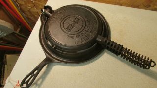 Antique Griswold American Cast Iron Waffle Baker No.  8