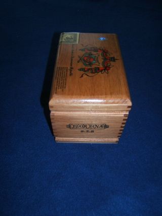A FUENTE CIGAR WOOD BOX FLOR FINA 858 FLAWLESS 4