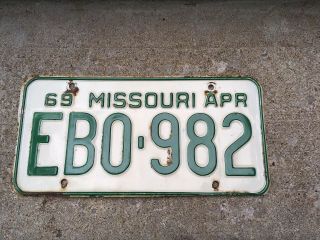 1969 April Missouri License Plate Ebo - 982 Green On White 69 Mo Vintage