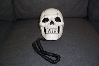Skeleton Skull Head Novelty Corded Phone With Light - Up Eyes