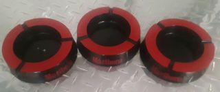 Vintage Marlboro Aahtrays Black And Red Round Stackable Hard Plastic