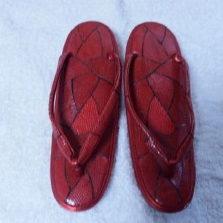 On Japanese Kimono Zori (sandals) Red (enji Color) 23cm