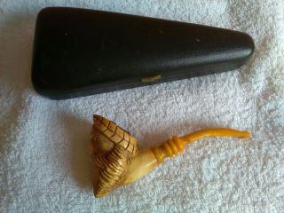 VINTAGE MEESCHAUM CARVED TURKISH HEAD PIPE AND CASE. 5
