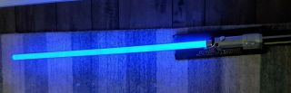 Master Replicas Star Wars Anakin Skywalker Force Fx Lightsaber With Stand 2005