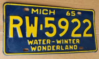 Vintage 1965 Michigan Water - Winter Wonderland License Plate Tag Rw - 5922